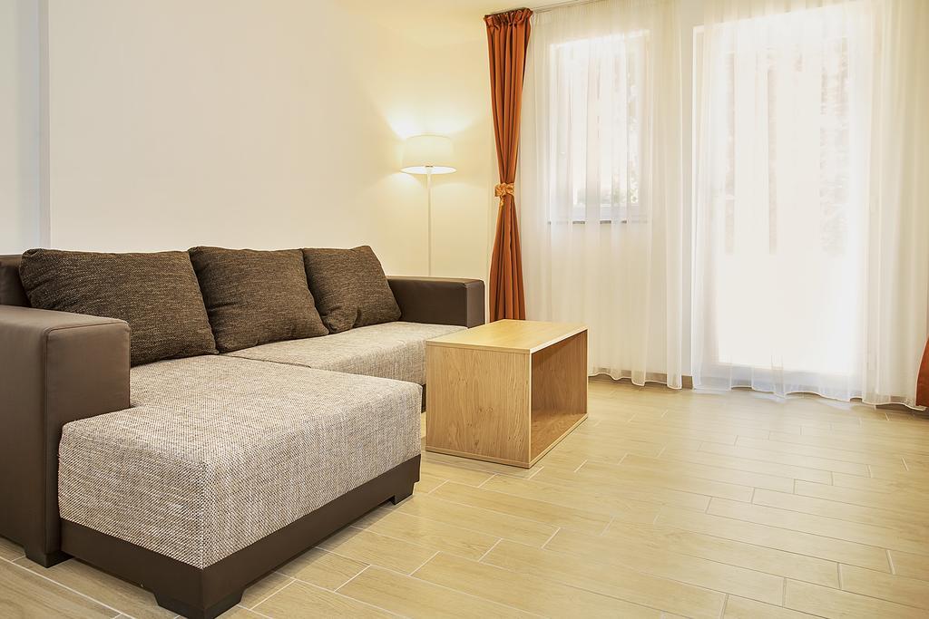 Residence Mediterraneo Baška Εξωτερικό φωτογραφία