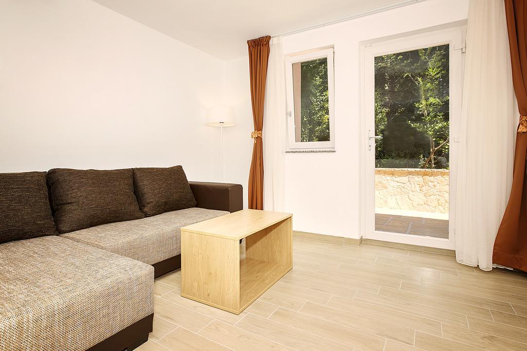Residence Mediterraneo Baška Εξωτερικό φωτογραφία